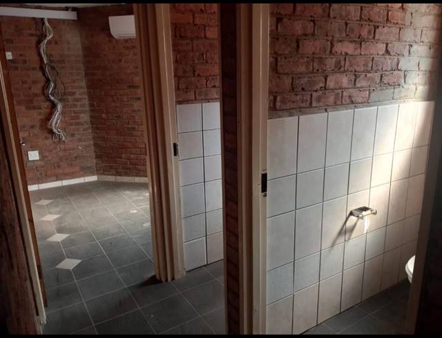 INDUSTRIAL PROPERTY TO RENT IN MKONDENI